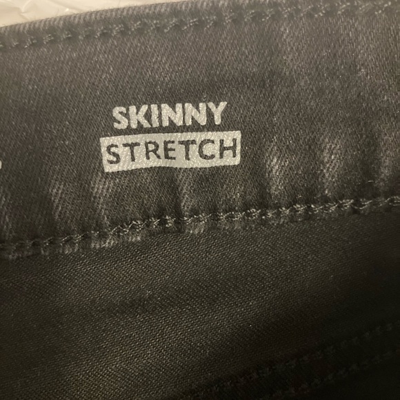 Stretchy Black Skinny Jeans, NWT - Picture 8 of 8